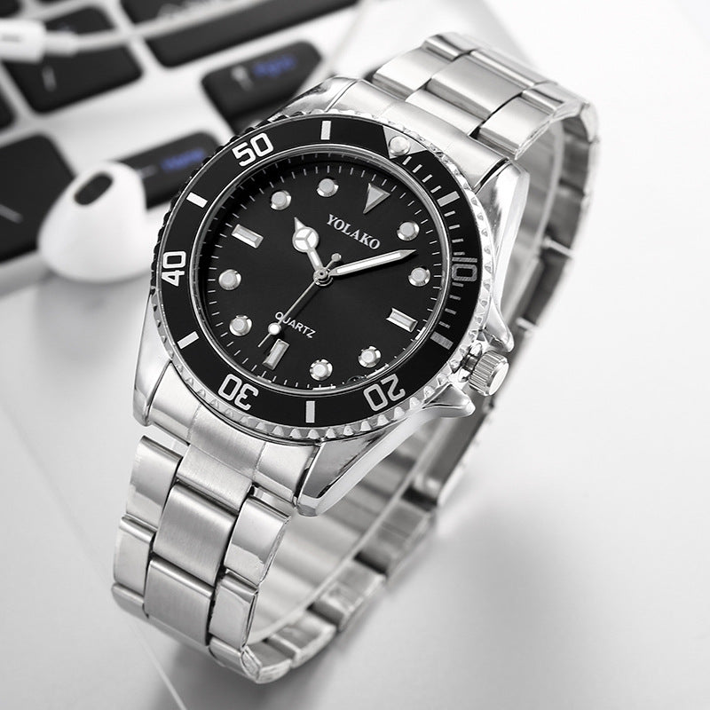 Yolako – Robuust Metalen Horloge