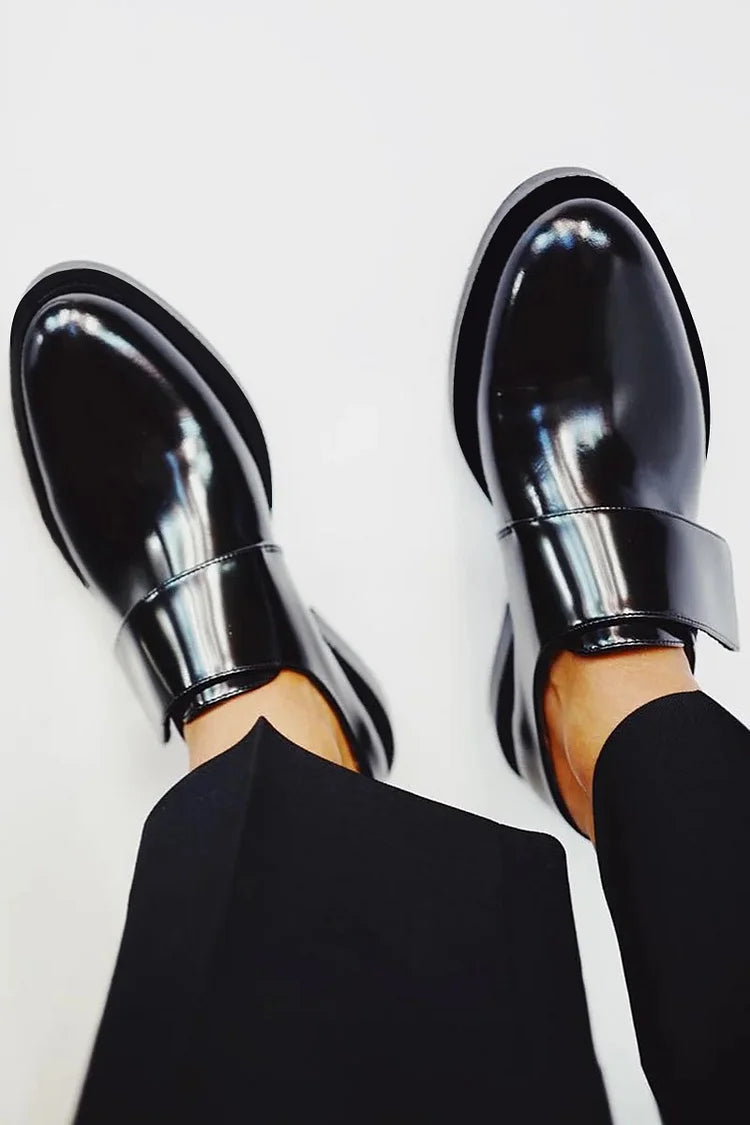 Benedetta - Iris glanzende loafers met band