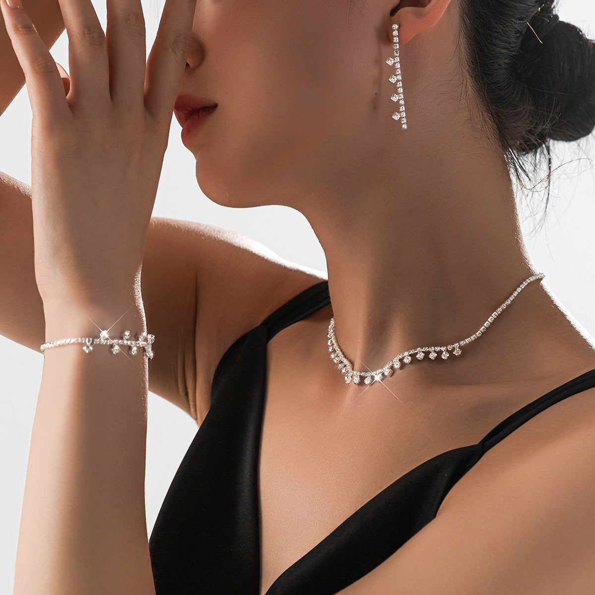 Timeless Grace Sieradenset – Subtiele Luxe voor de Chique Vrouw