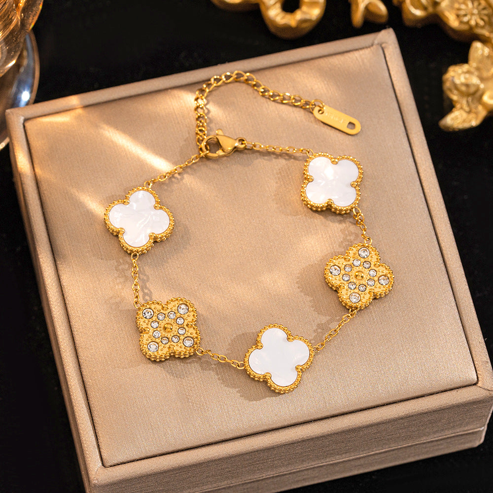 CLAVERIA – Stijlvolle Statement Armbanden