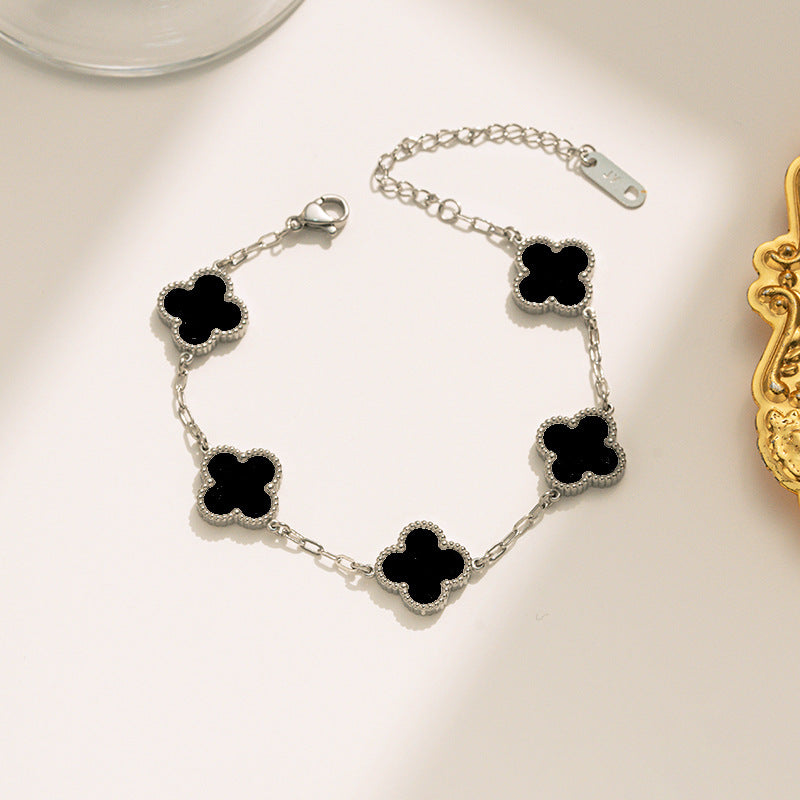 CLAVERIA – Stijlvolle Statement Armbanden