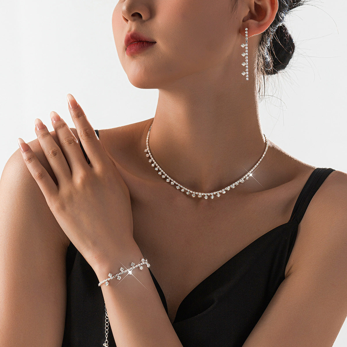 Timeless Grace Sieradenset – Subtiele Luxe voor de Chique Vrouw